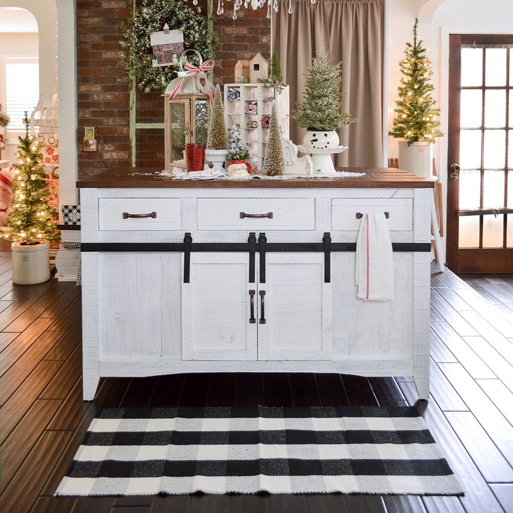 Chic Buffalo Plaid Outdoor Rug - 27.5''X43'' Black & White Check Area Rug Perfect for Layering and Seasonal Decor