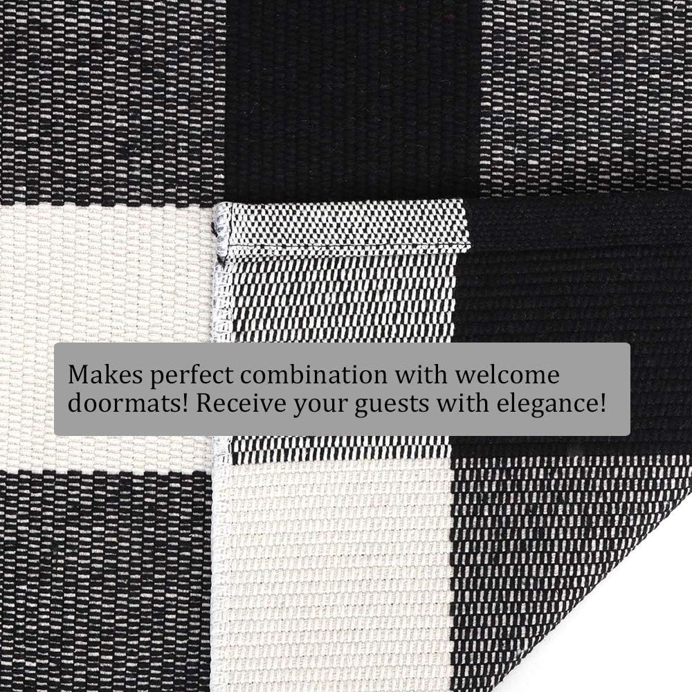 Chic Buffalo Plaid Outdoor Rug - 27.5''X43'' Black & White Check Area Rug Perfect for Layering and Seasonal Decor