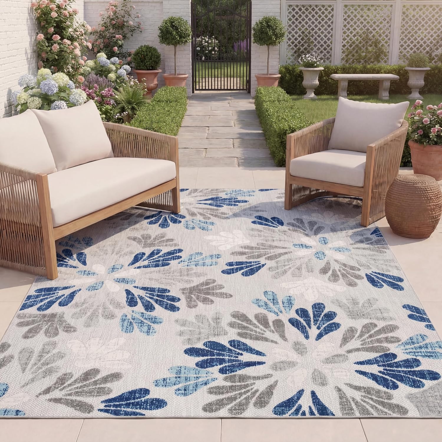 Transform Your Space with the SAFAVIEH Washable Floral Area Rug - 8' x 10', Grey & Blue, Non-Shedding, Perfect for Indoor & Outdoor Use!