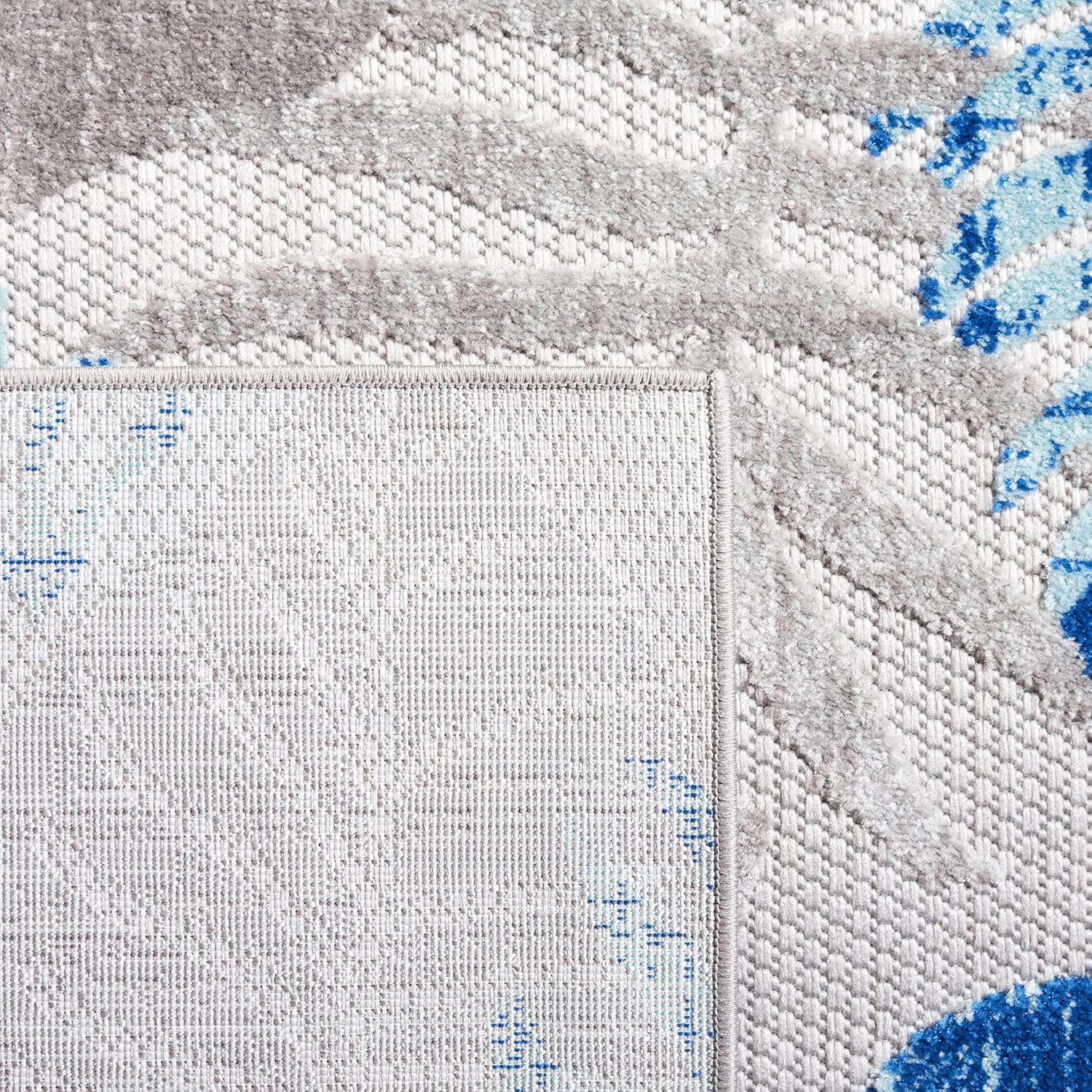 Transform Your Space with the SAFAVIEH Cabana Collection Washable Outdoor Rug - 5'3" x 7'6" in Stylish Grey & Blue - Perfect for Patios, Backyards, and More!